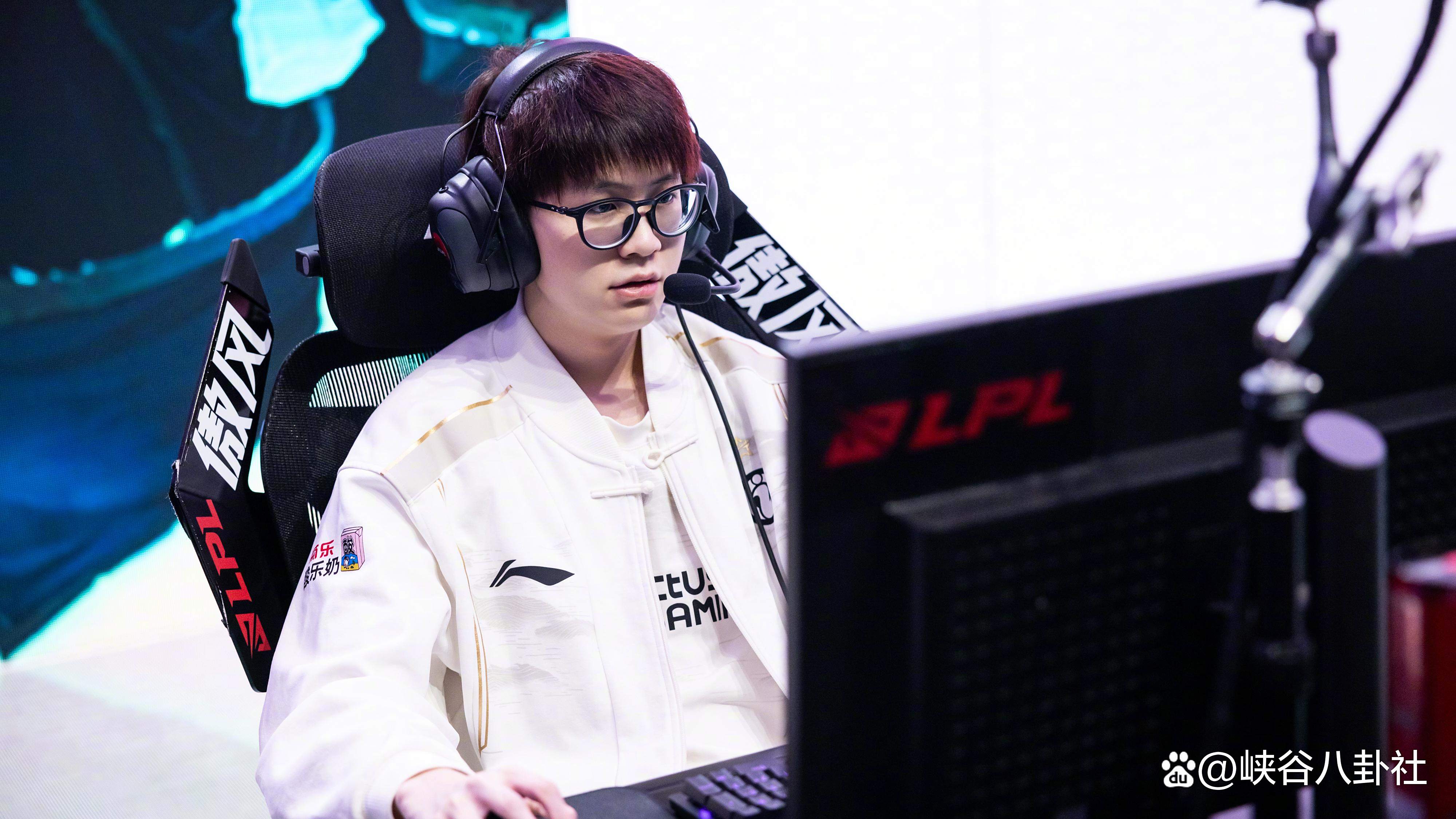 爱游戏体育-Rookie重要时刻持续失利，热火带队取胜！再创辉煌时刻(kty输入限制原因)