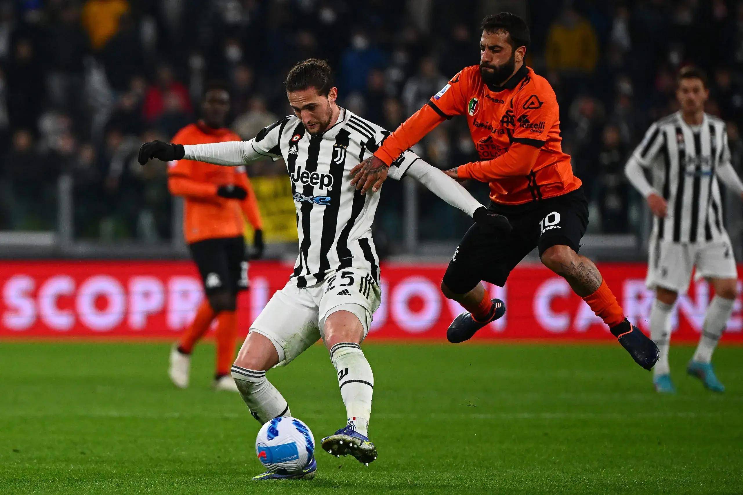 爱游戏- 马赛欧冠冠军阵容 