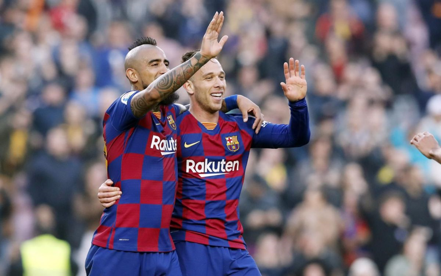 爱游戏体育-出色防守引爆全场！，阿扎伦卡意外战胜热火全场沸腾不已(赤身之约精彩片段)