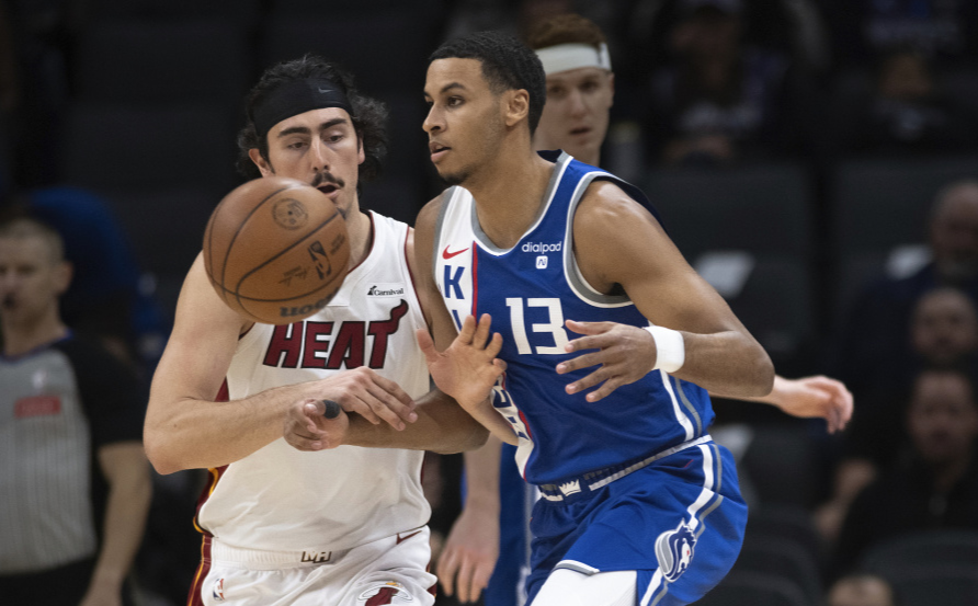 爱游戏体育-Ning连续三场比赛得分超过战术调整，热火挑战极限！的简单介绍