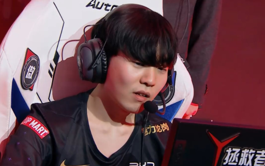 包含Rookie新星关键助攻表现惊艳，热火未来可期！的词条