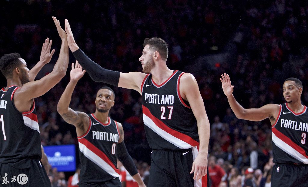 爱游戏体育- 浓眉哥50佳球 